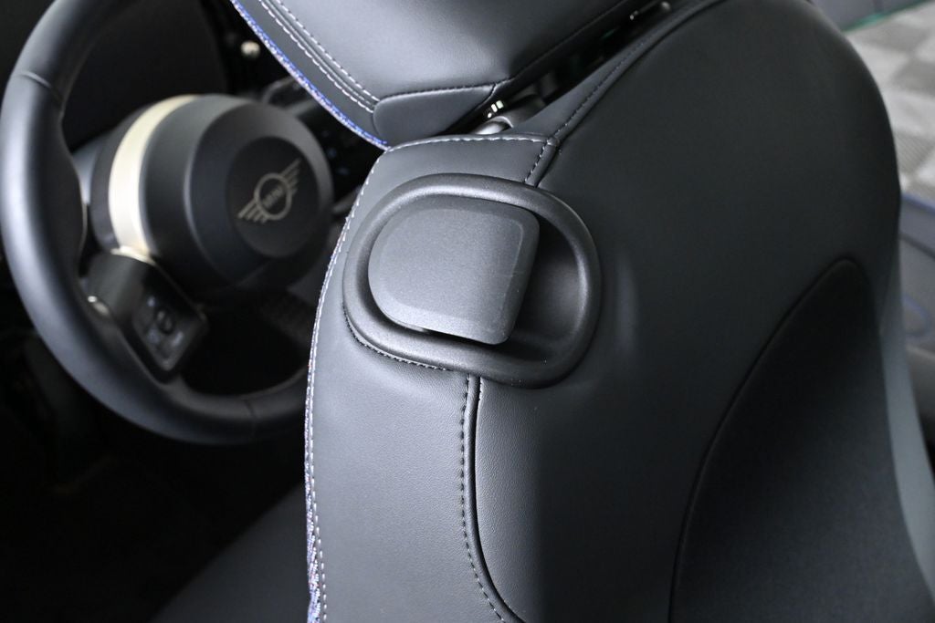 2025 MINI 2 Door Cooper Signature Plus