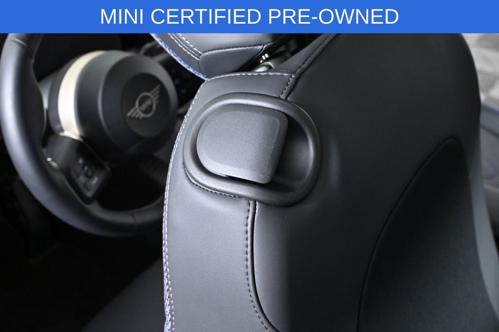 2025 MINI 2 Door Cooper Signature Plus