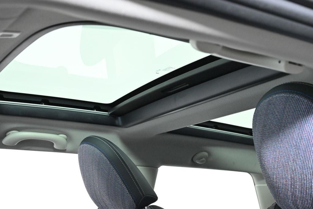 2025 MINI 2 Door Cooper Signature Plus