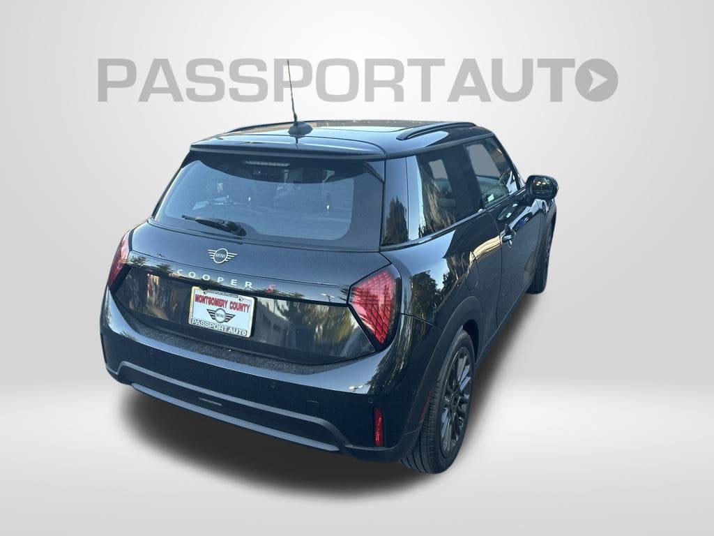2025 MINI Cooper S Iconic Hardtop 2 Door