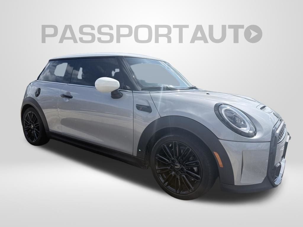 2024 MINI Cooper S Iconic MANUAL TRANSMISSION