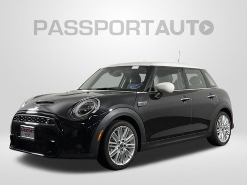 2024 MINI Cooper S Signature Hardtop 4 Door