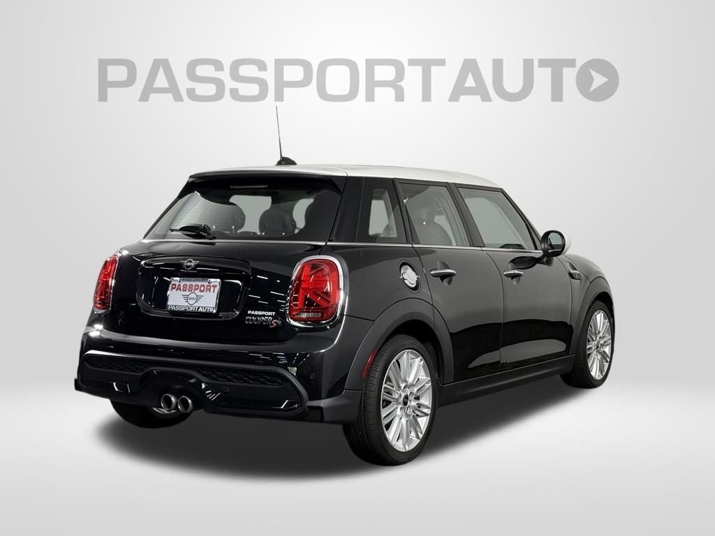 2024 MINI Cooper S Signature Hardtop 4 Door