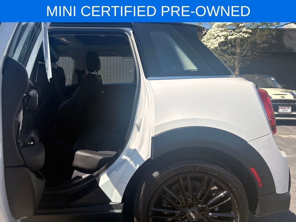 2023 MINI 4 Door Cooper S Signature