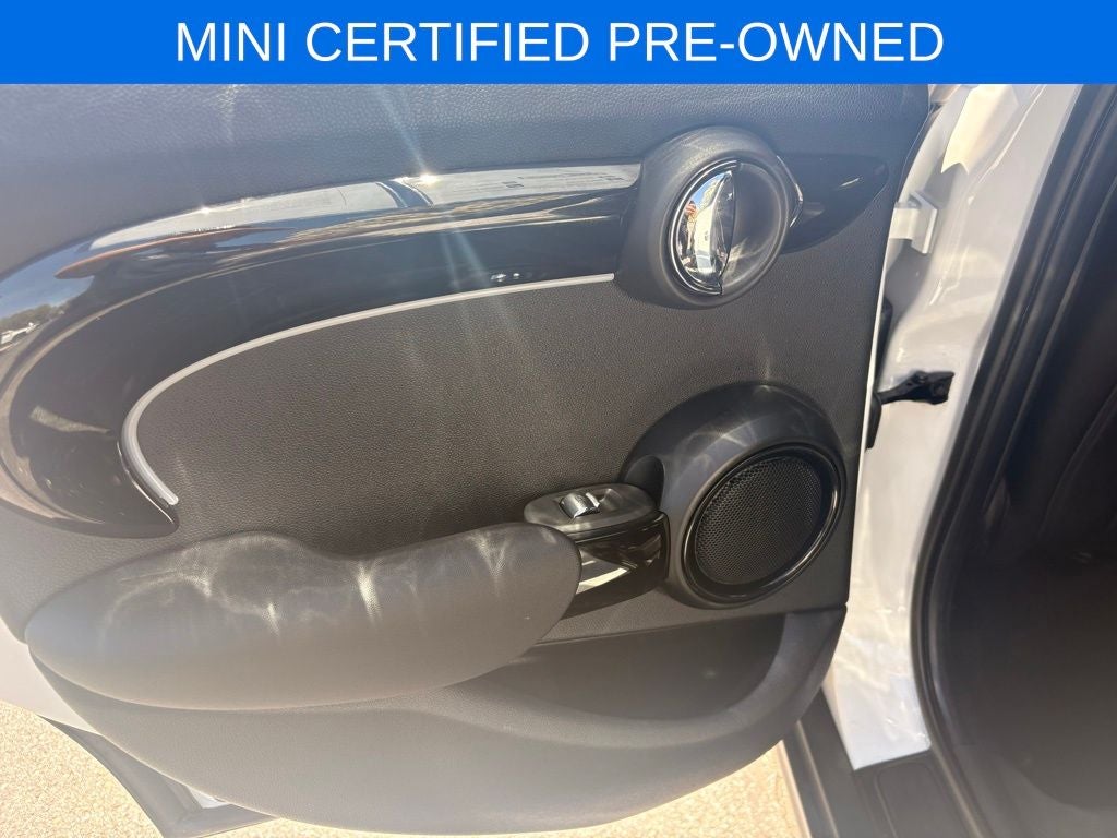 2023 MINI 4 Door Cooper S Signature