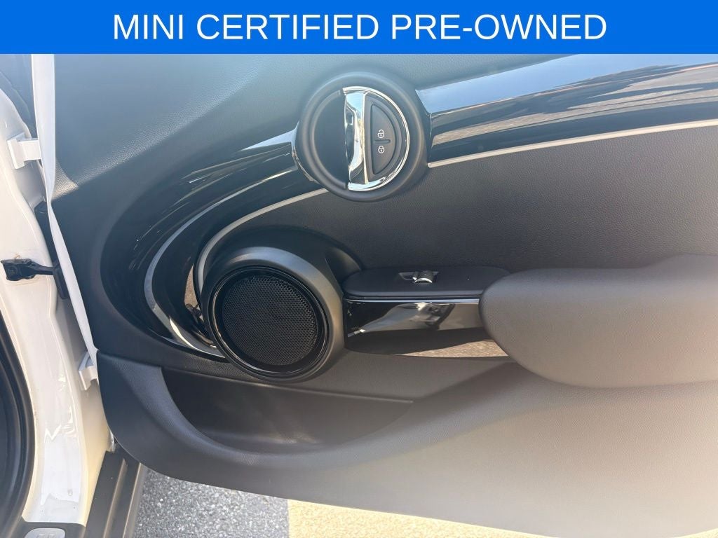 2023 MINI 4 Door Cooper S Signature