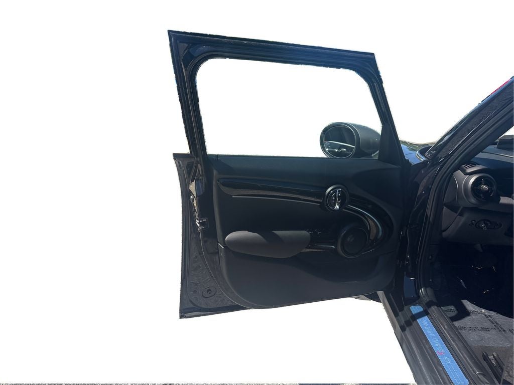 2024 MINI Cooper S Iconic