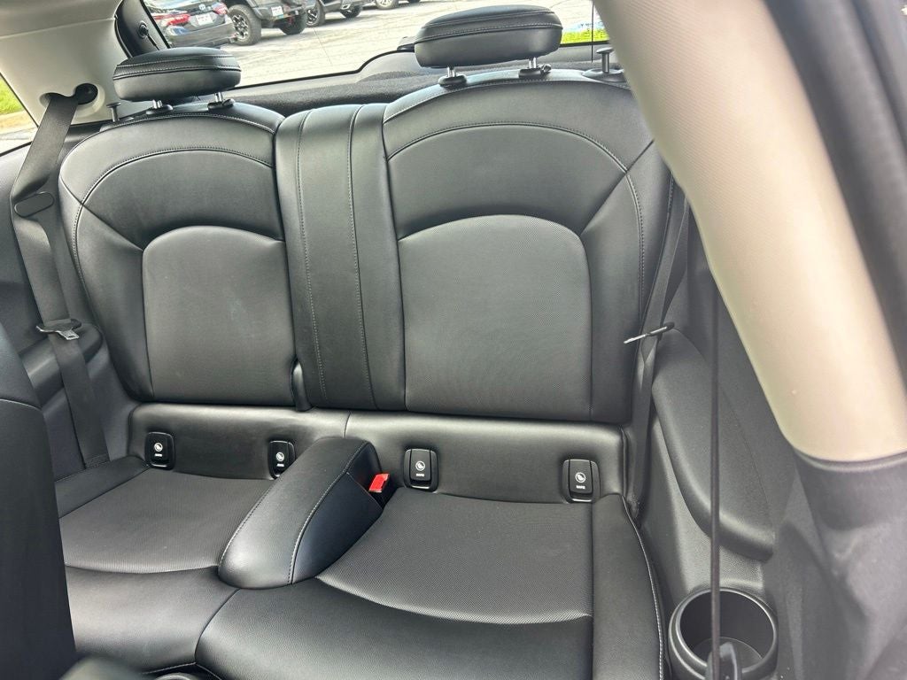 2015 MINI Cooper Base