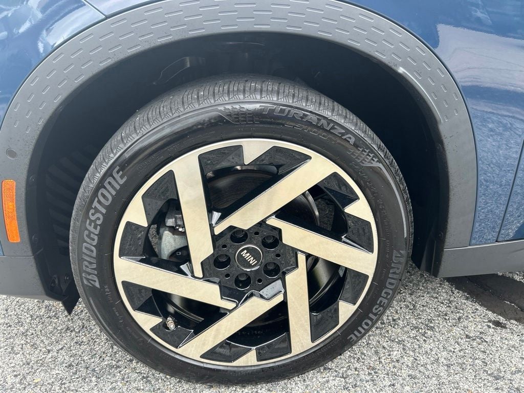2025 MINI Cooper Countryman Signature Plus SE ALL4