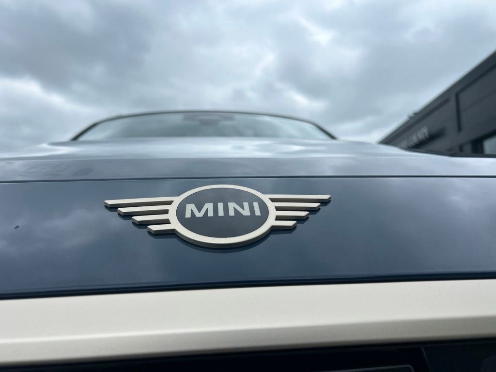 2025 MINI Cooper Countryman Signature Plus SE ALL4