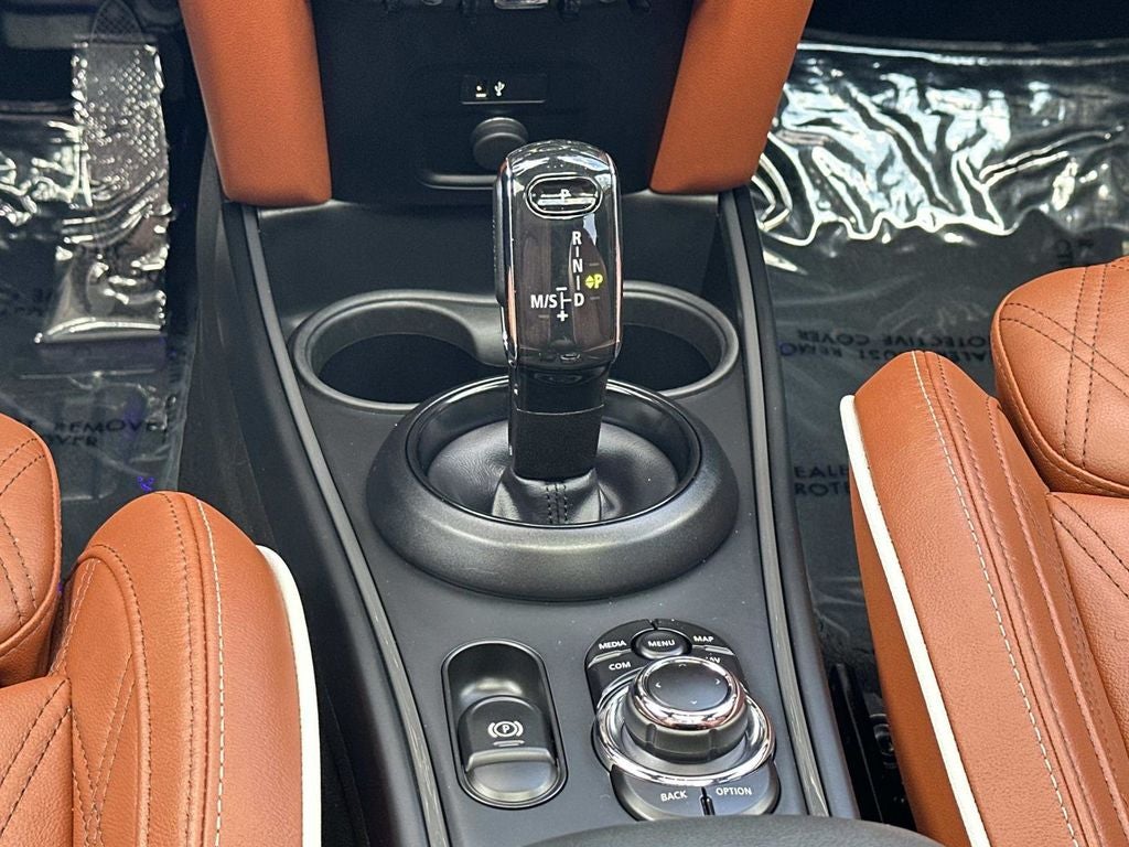 2024 MINI Cooper S Countryman Iconic