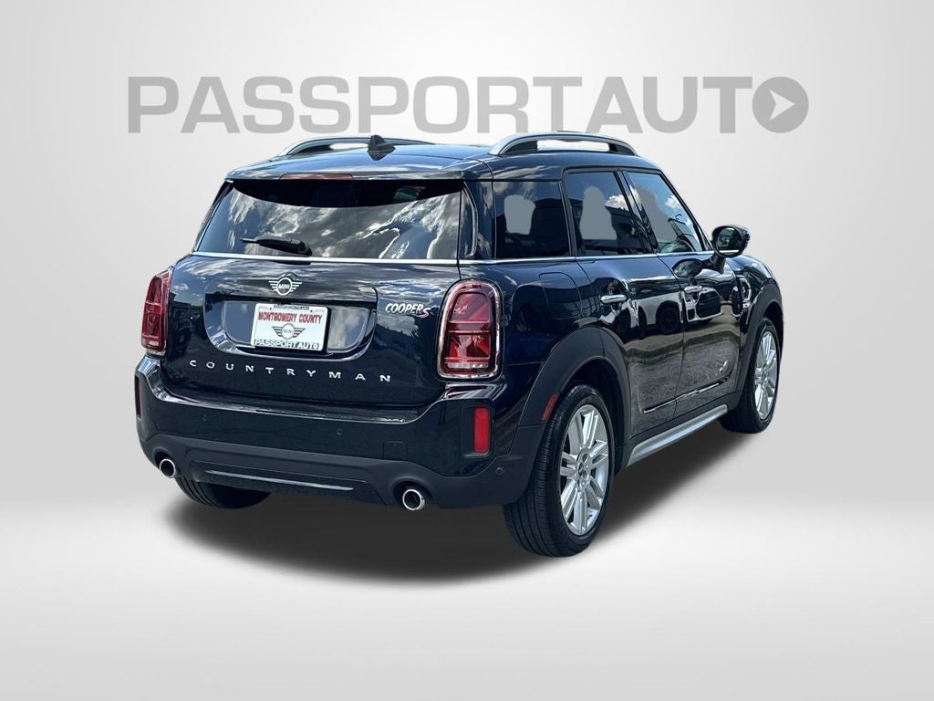 2024 MINI Cooper S Countryman Iconic