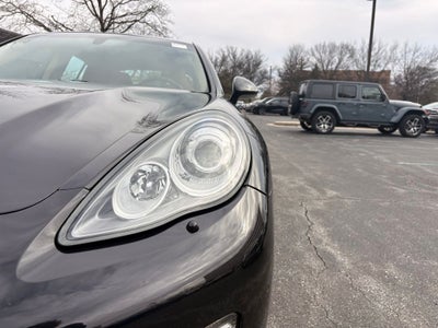 2013 Porsche Panamera Platinum Edition