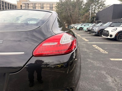 2013 Porsche Panamera Platinum Edition