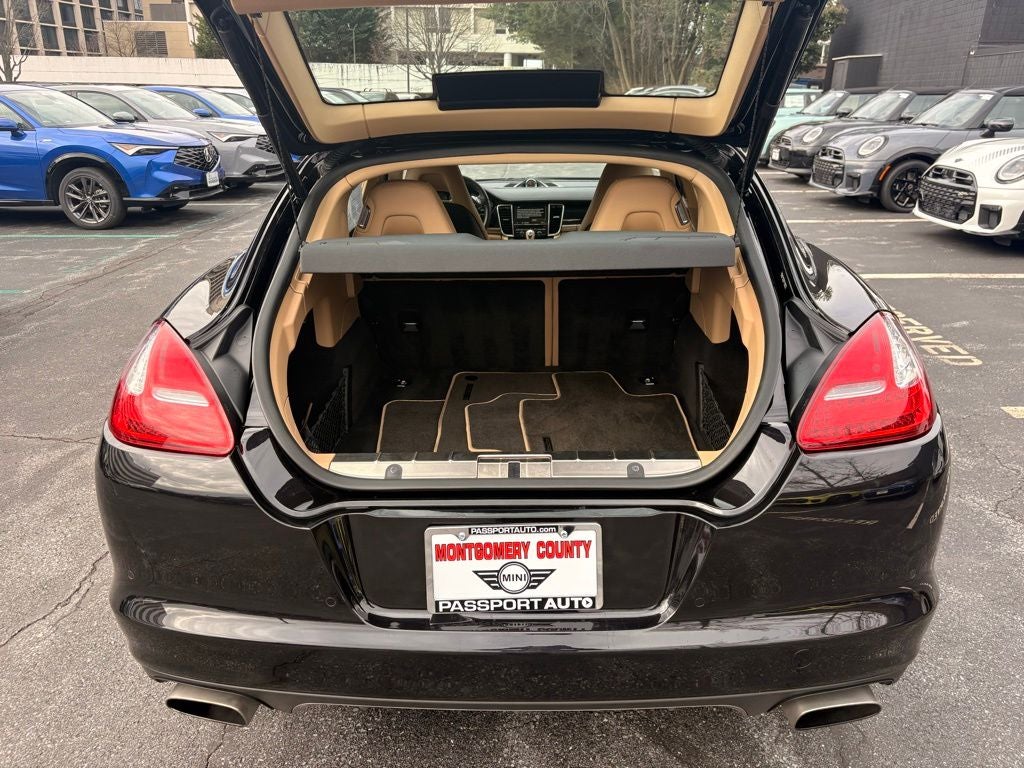 2013 Porsche Panamera Platinum Edition