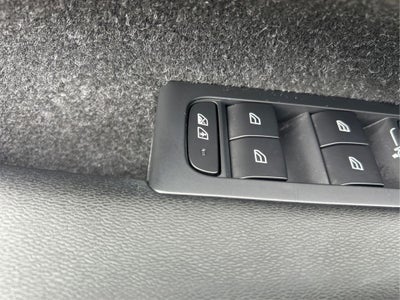 2020 Volvo XC40 Momentum AWD