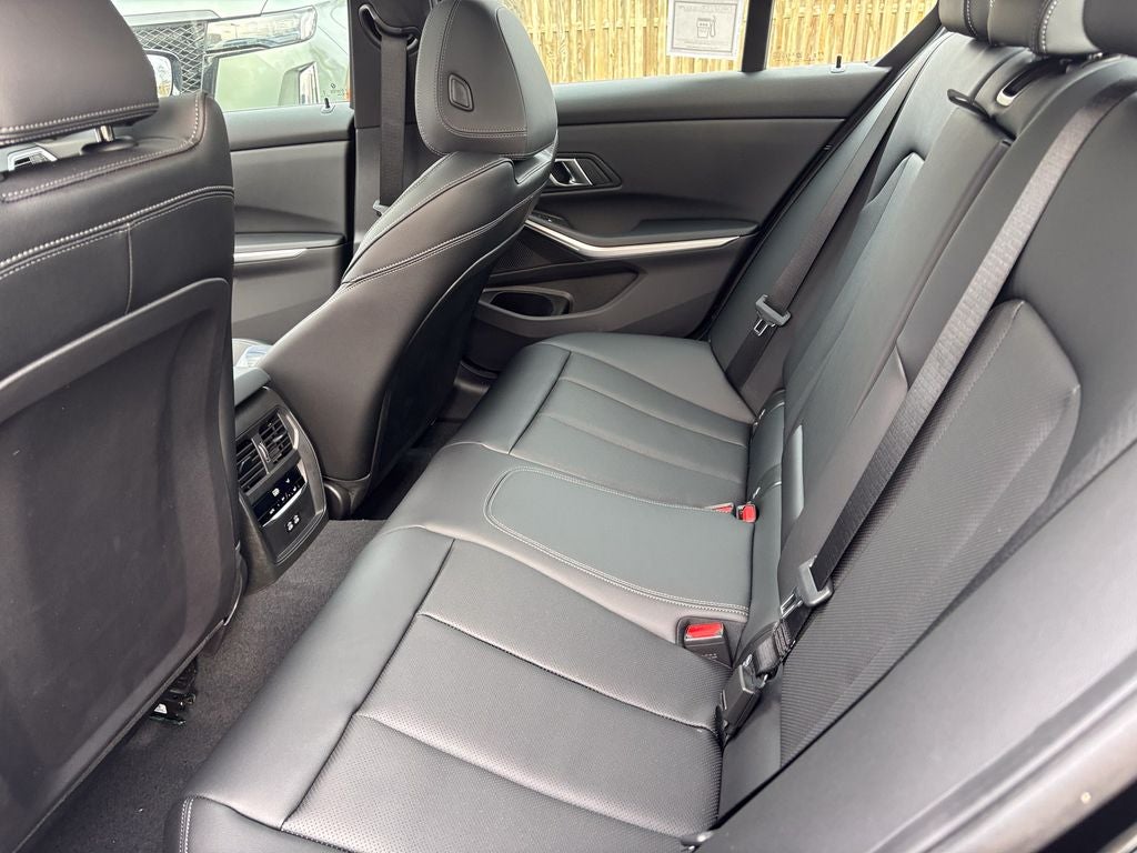 2026 BMW 3 Series 330i xDrive