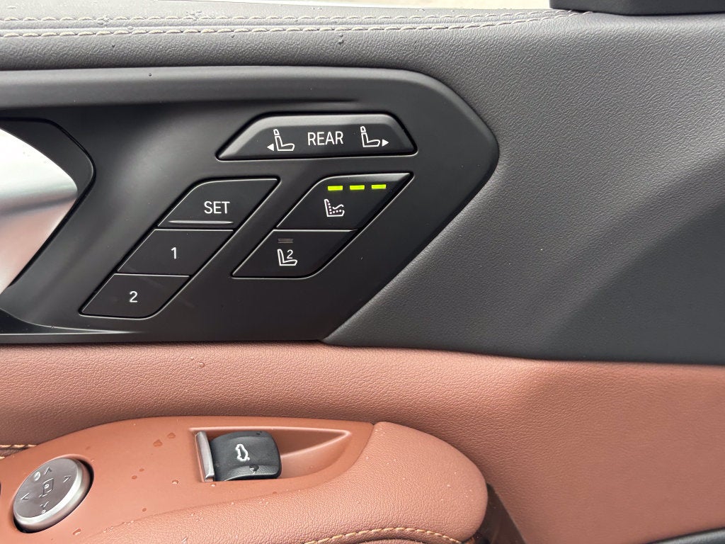 2027 BMW X7 xDrive40i
