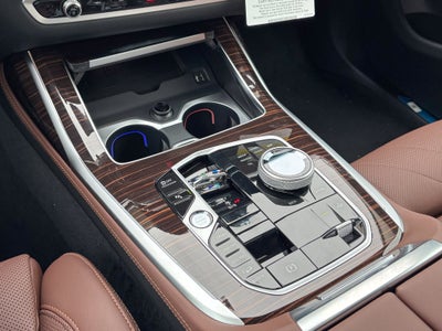 2027 BMW X7 xDrive40i