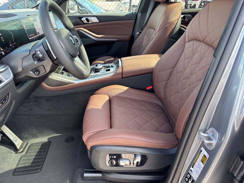 2027 BMW X7 xDrive40i