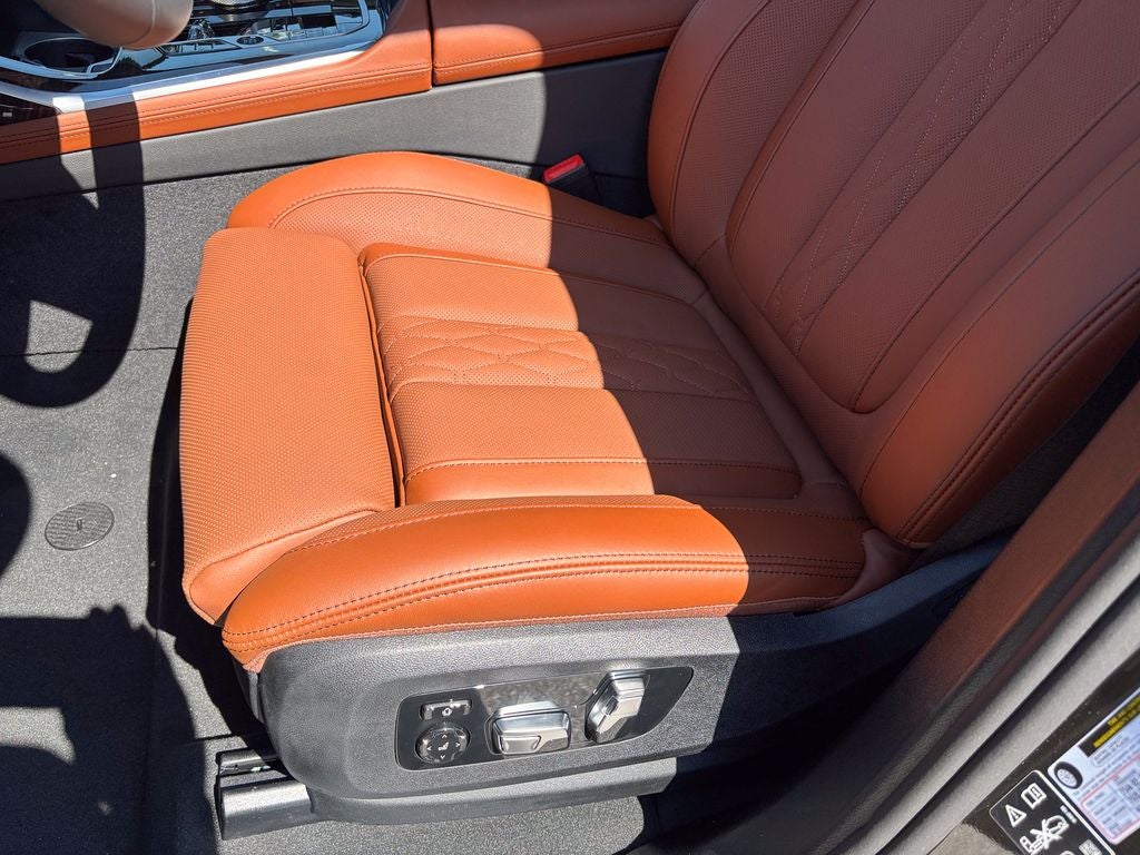 2027 BMW X7 xDrive40i