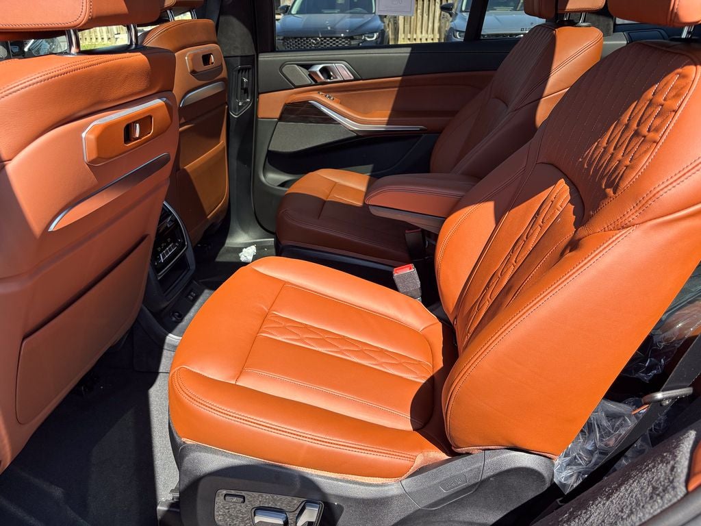 2027 BMW X7 xDrive40i
