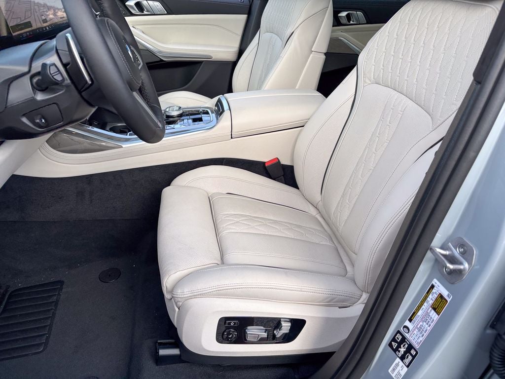 2027 BMW X7 xDrive40i