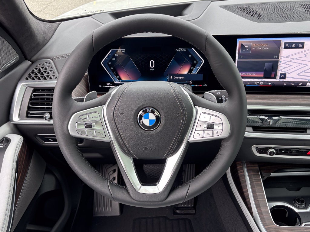 2027 BMW X7 xDrive40i