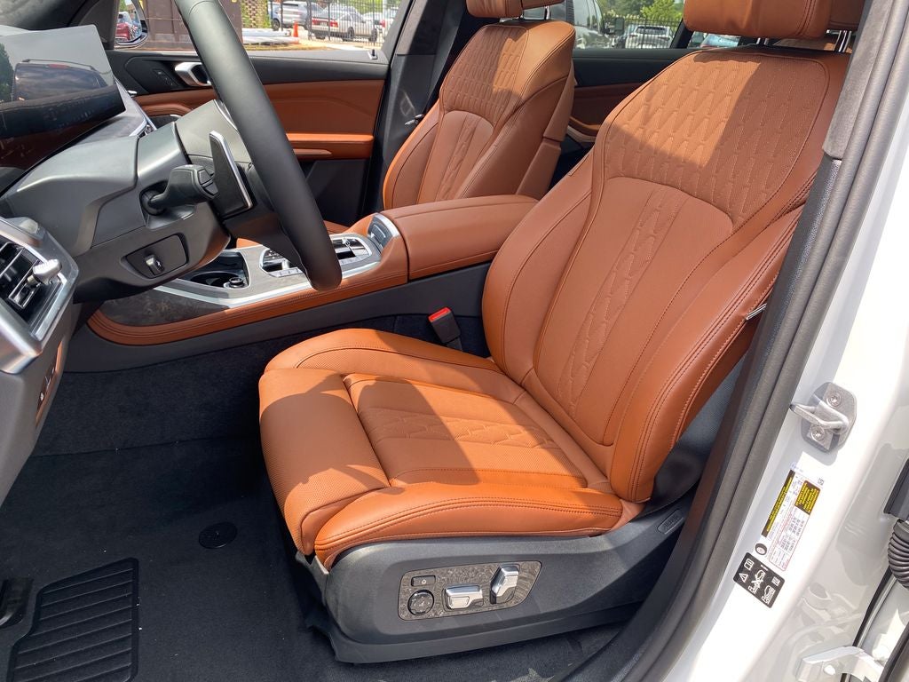 2027 BMW X7 xDrive40i