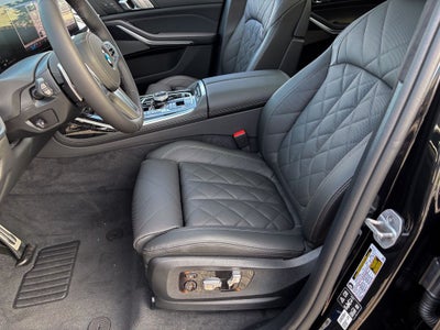 2027 BMW X7 xDrive40i