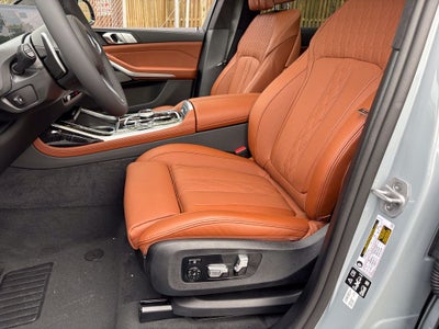 2027 BMW X7 xDrive40i