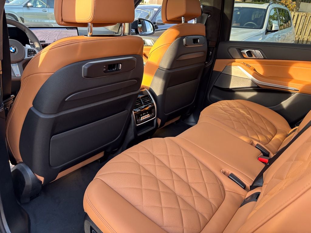 2027 BMW X7 xDrive40i