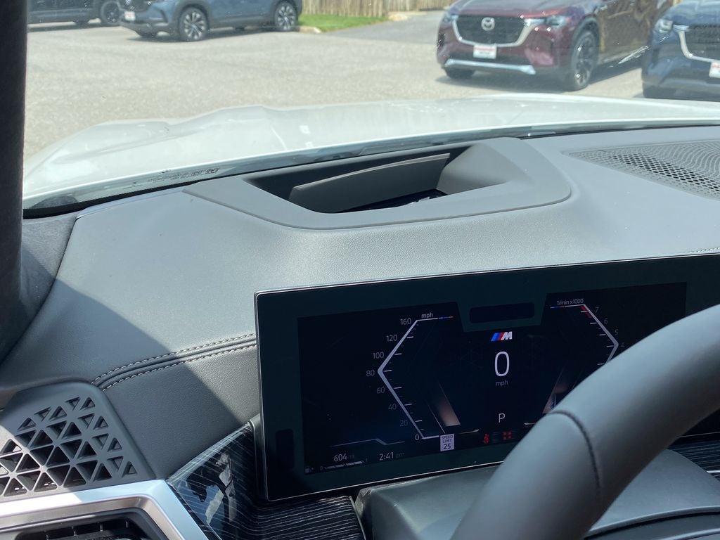 2027 BMW X7 xDrive40i