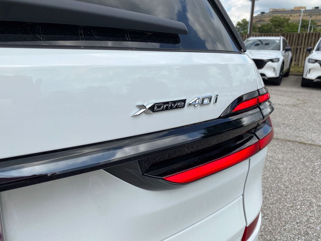 2027 BMW X7 xDrive40i