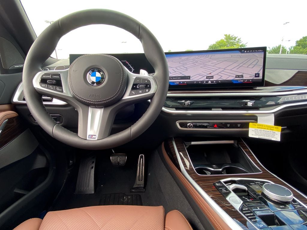2027 BMW X7 xDrive40i