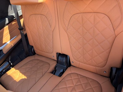 2027 BMW X7 xDrive40i