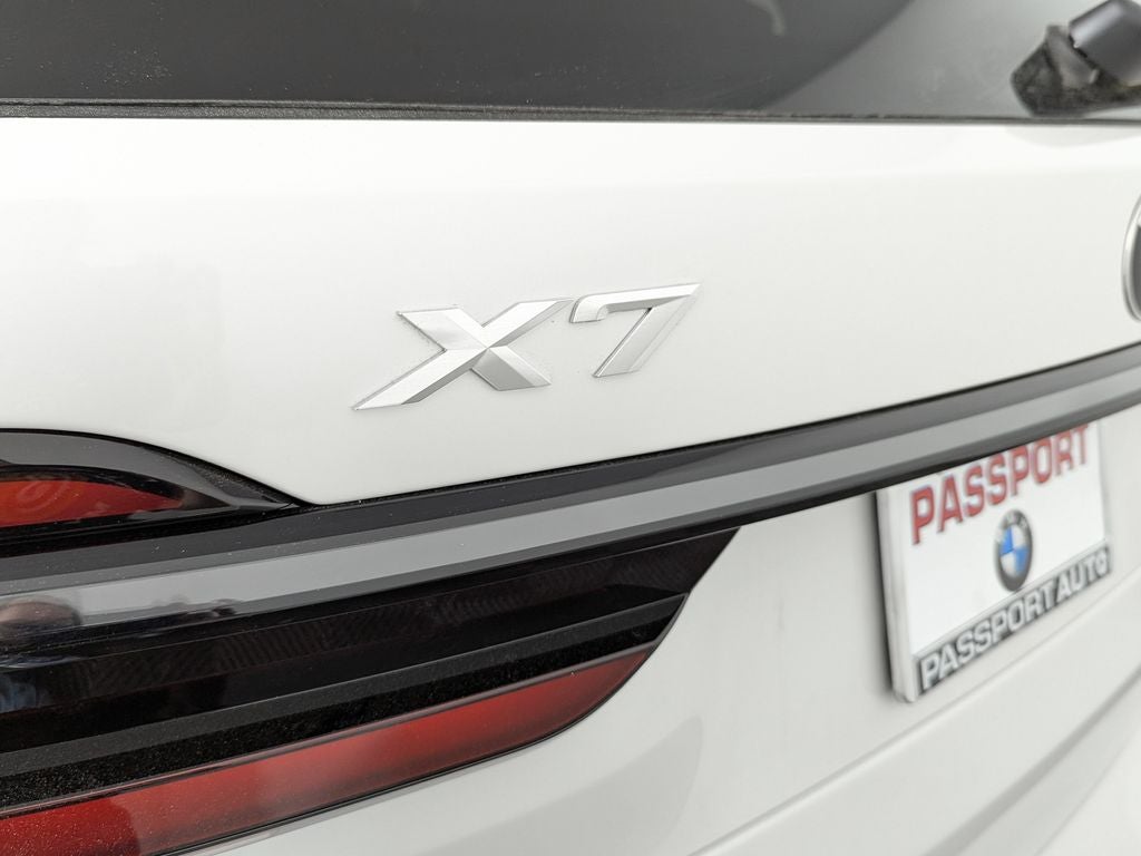 2027 BMW X7 xDrive40i