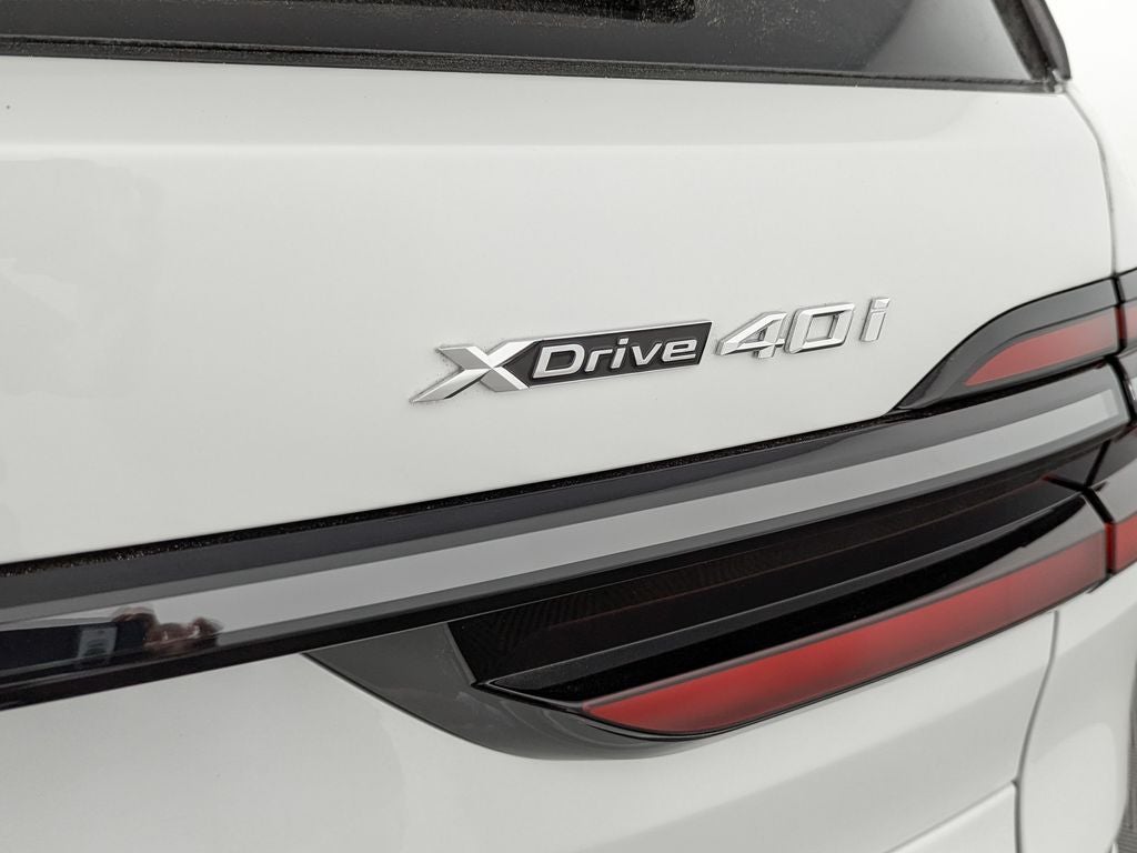 2027 BMW X7 xDrive40i