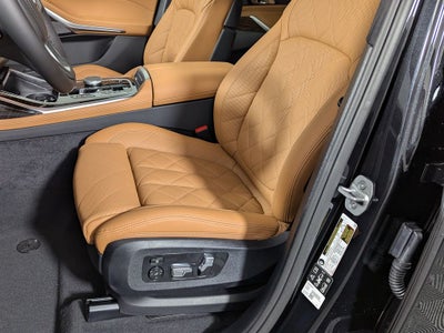 2027 BMW X7 xDrive40i