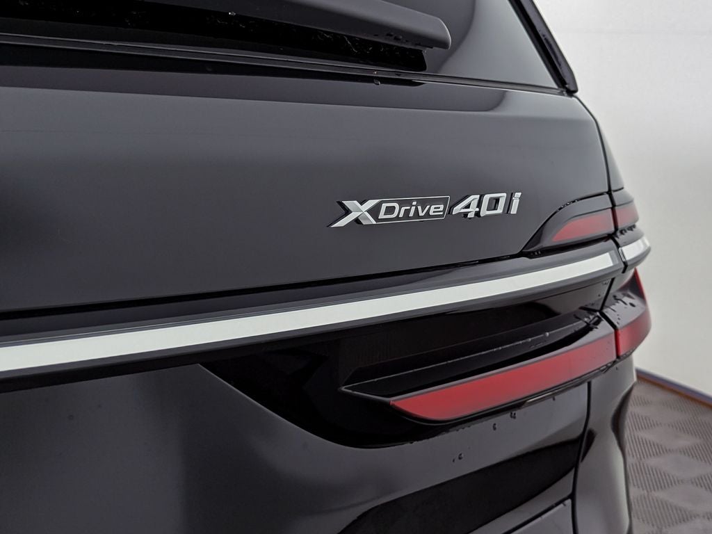 2027 BMW X7 xDrive40i