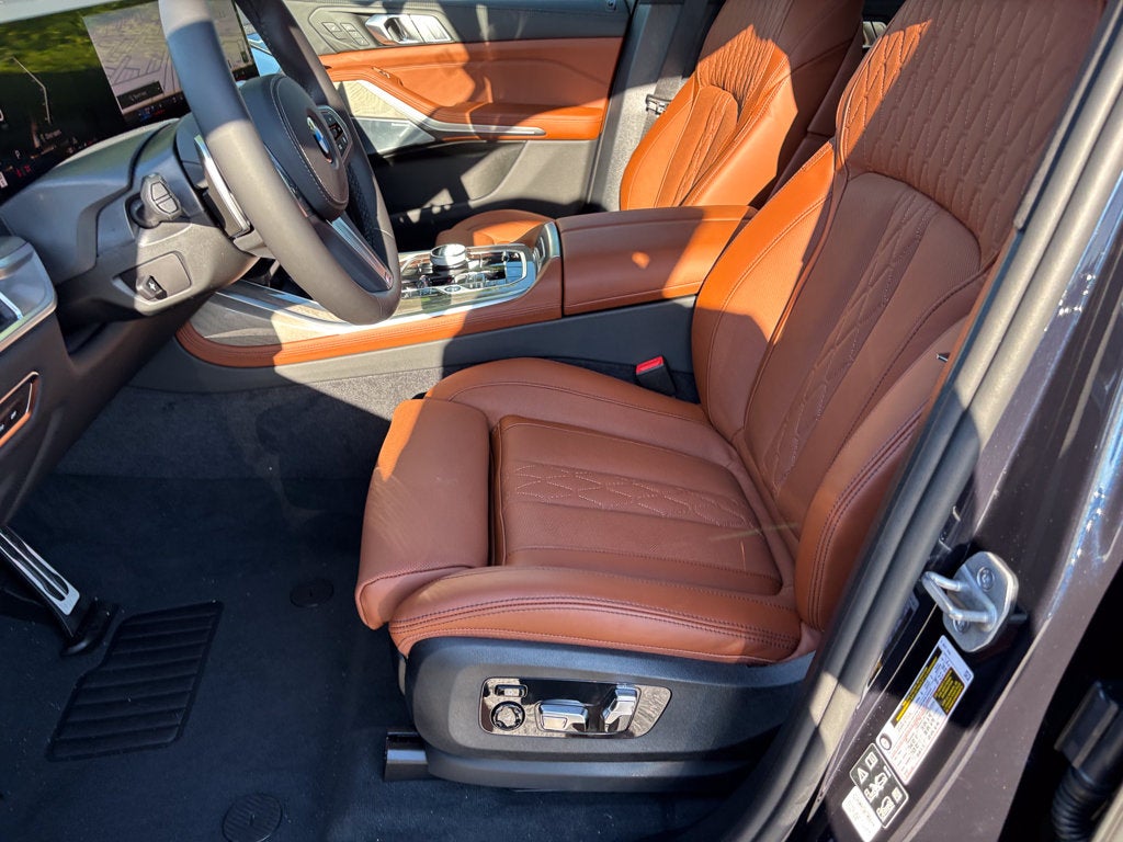 2027 BMW X7 xDrive40i