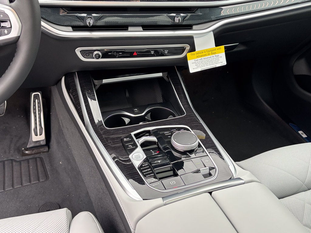 2027 BMW X7 xDrive40i