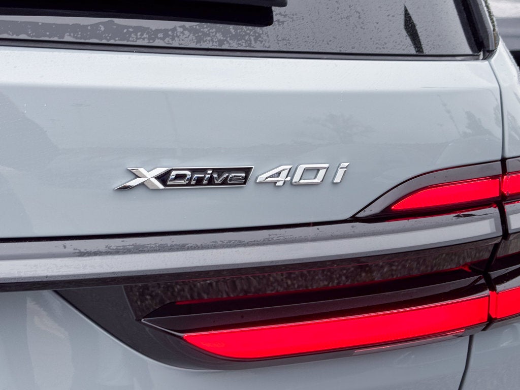 2027 BMW X7 xDrive40i