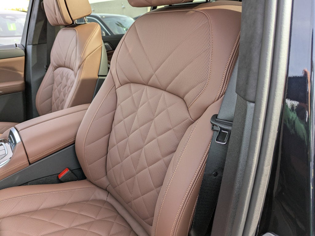 2027 BMW X7 xDrive40i