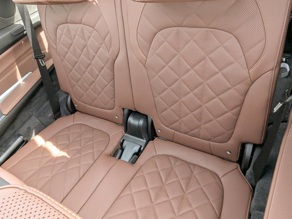 2027 BMW X7 xDrive40i