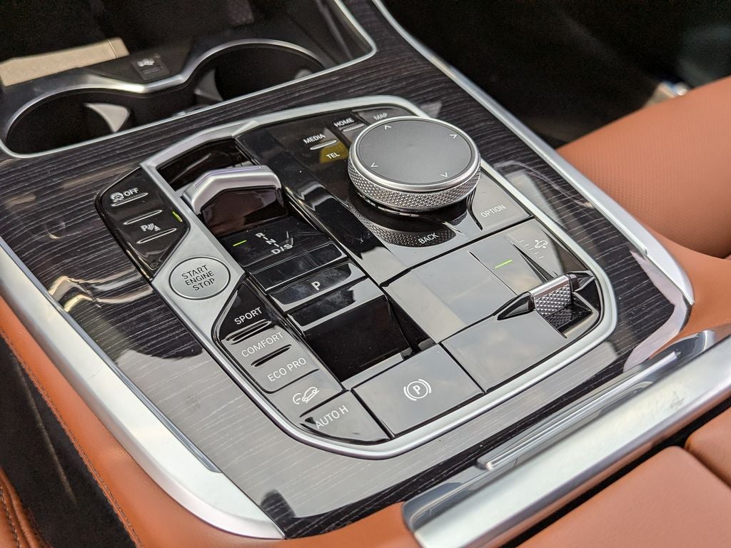 2027 BMW X7 xDrive40i