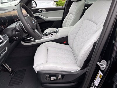 2027 BMW X7 xDrive40i