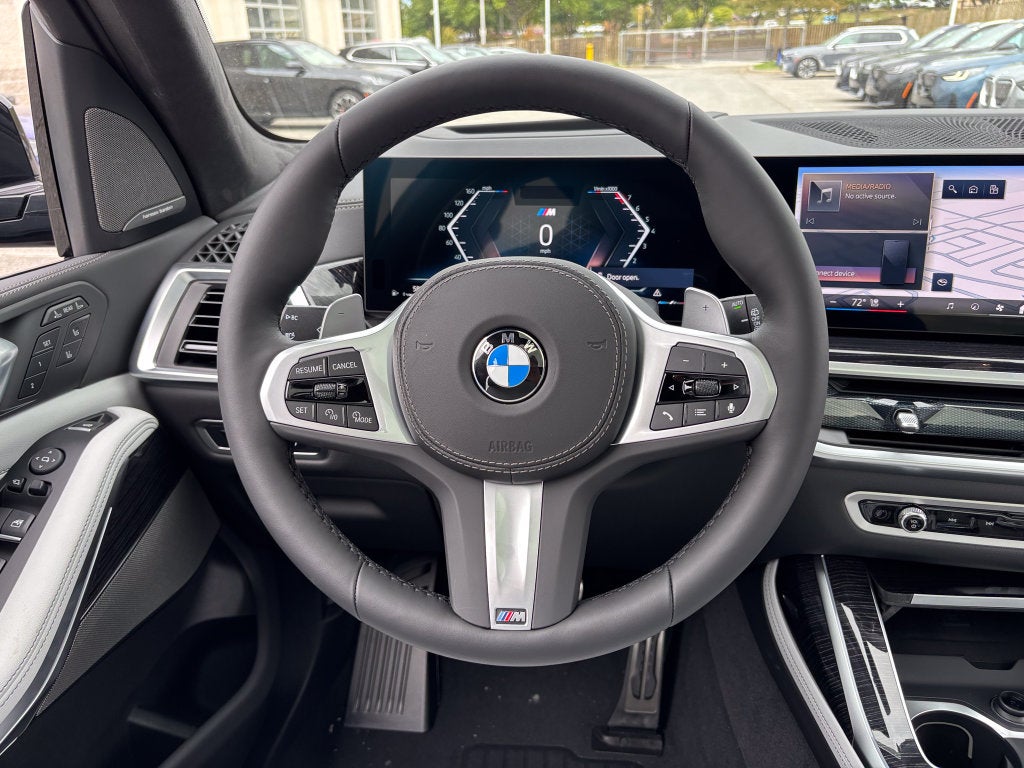 2027 BMW X7 xDrive40i