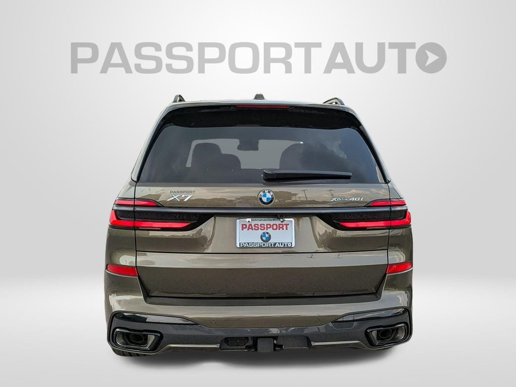 2027 BMW X7 xDrive40i