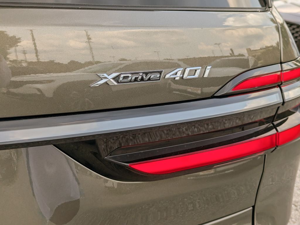 2027 BMW X7 xDrive40i